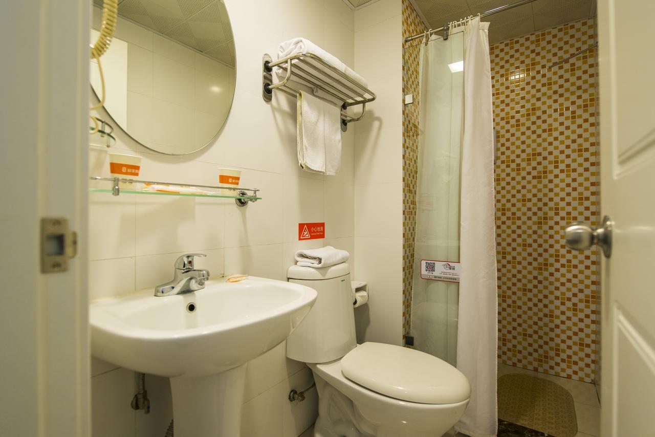Home Inn Chongqing Jiangbei Airport Shuangfeng Road Bagian luar foto