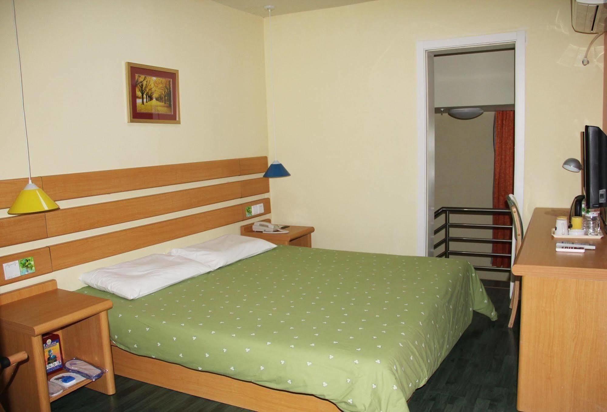 Home Inn Chongqing Jiangbei Airport Shuangfeng Road Bagian luar foto